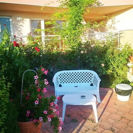 Complex Karia Ii * Kavarna