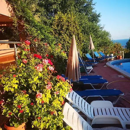 Complex Karia Ii Apartman *