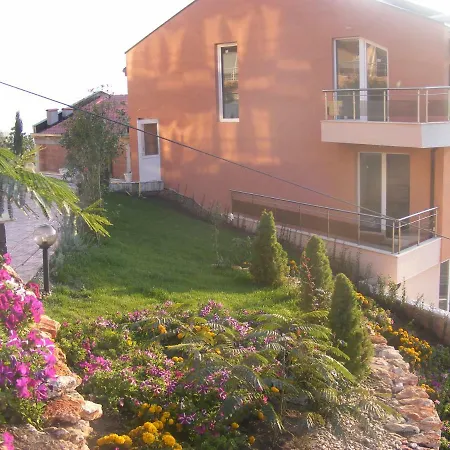Complex Karia Ii Apartman *