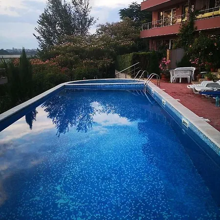 Complex Karia Ii Apartman Kavarna