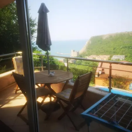 Apartman Complex Karia Ii